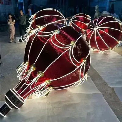 Christmas Hot Air Balloon
